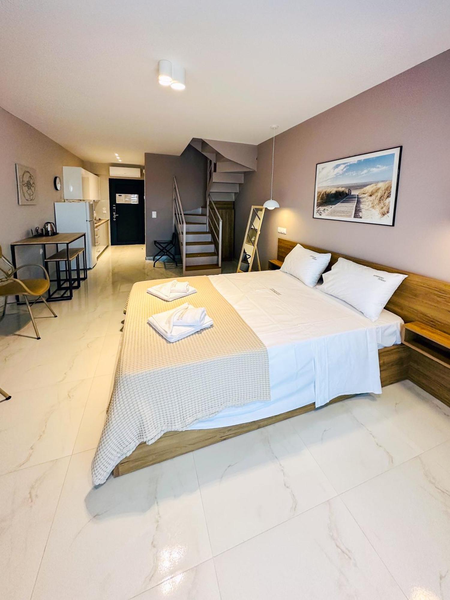 Sithonian Sunset Luxury - Nikiti Cozy Getaways Aparthotel Exterior photo